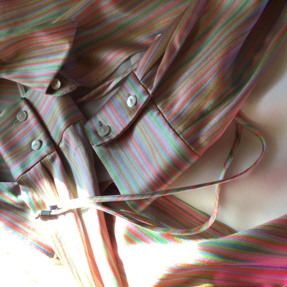 Silk blouse - Picture 2 of 7